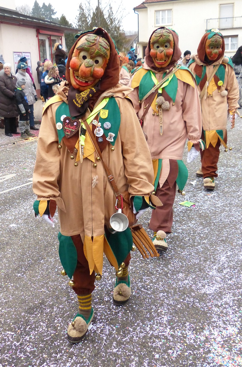 shrove monday strassenfasnet wooden mask free photo