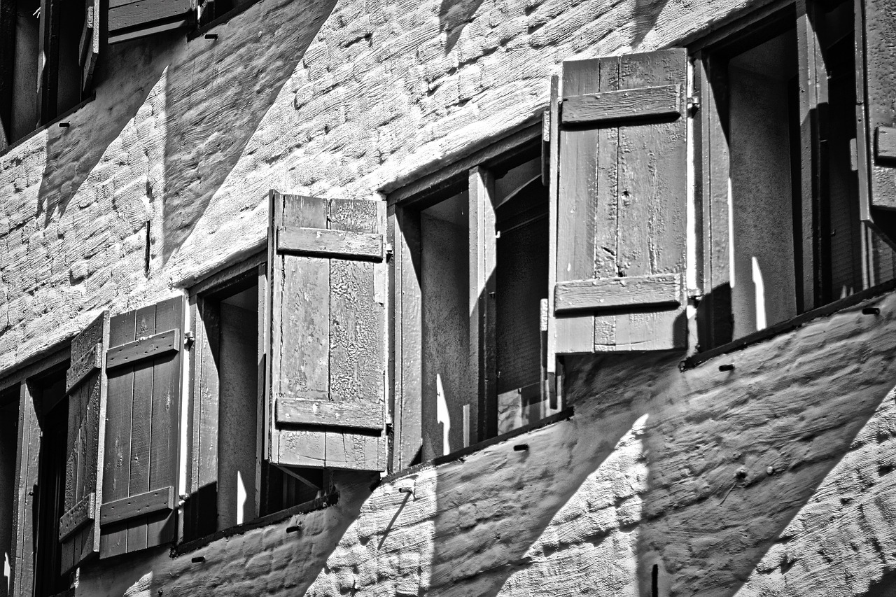 shutter wismar youth hostel free photo