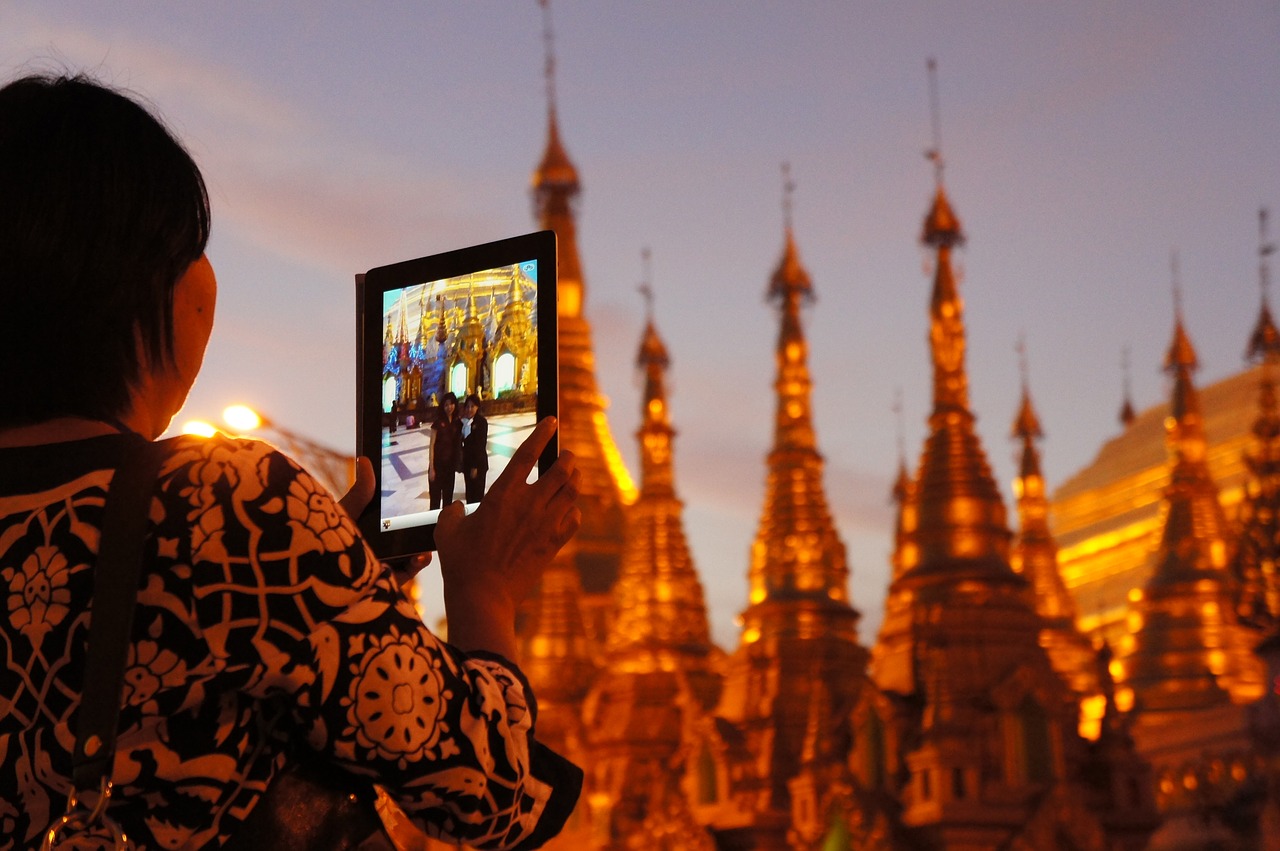 shwedagon pagoda golden ipad free photo