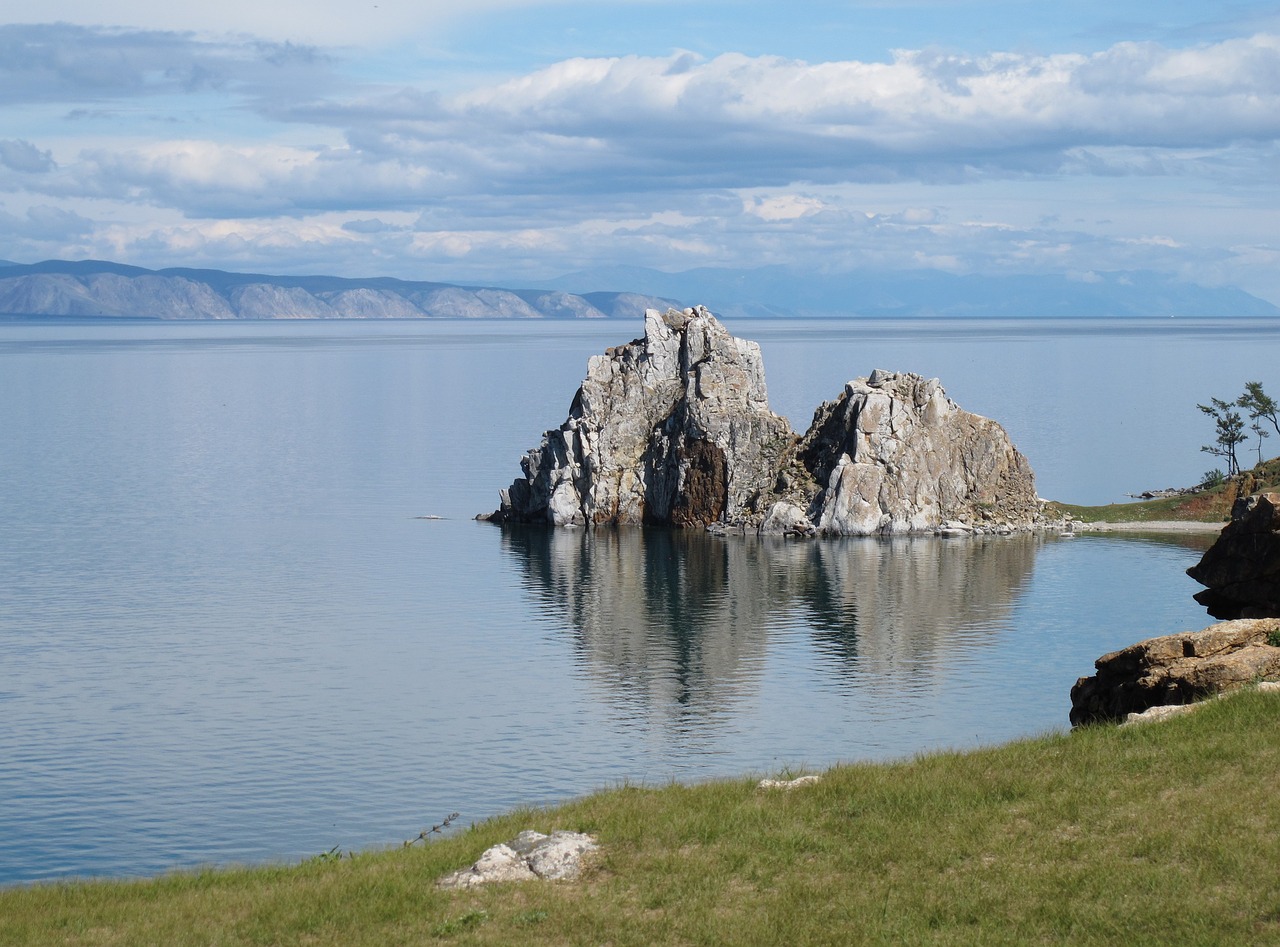 siberia baikalsee shaman rock free photo