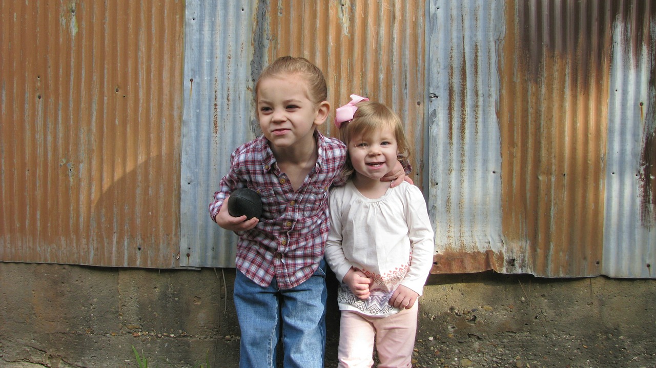 siblings young kids free photo