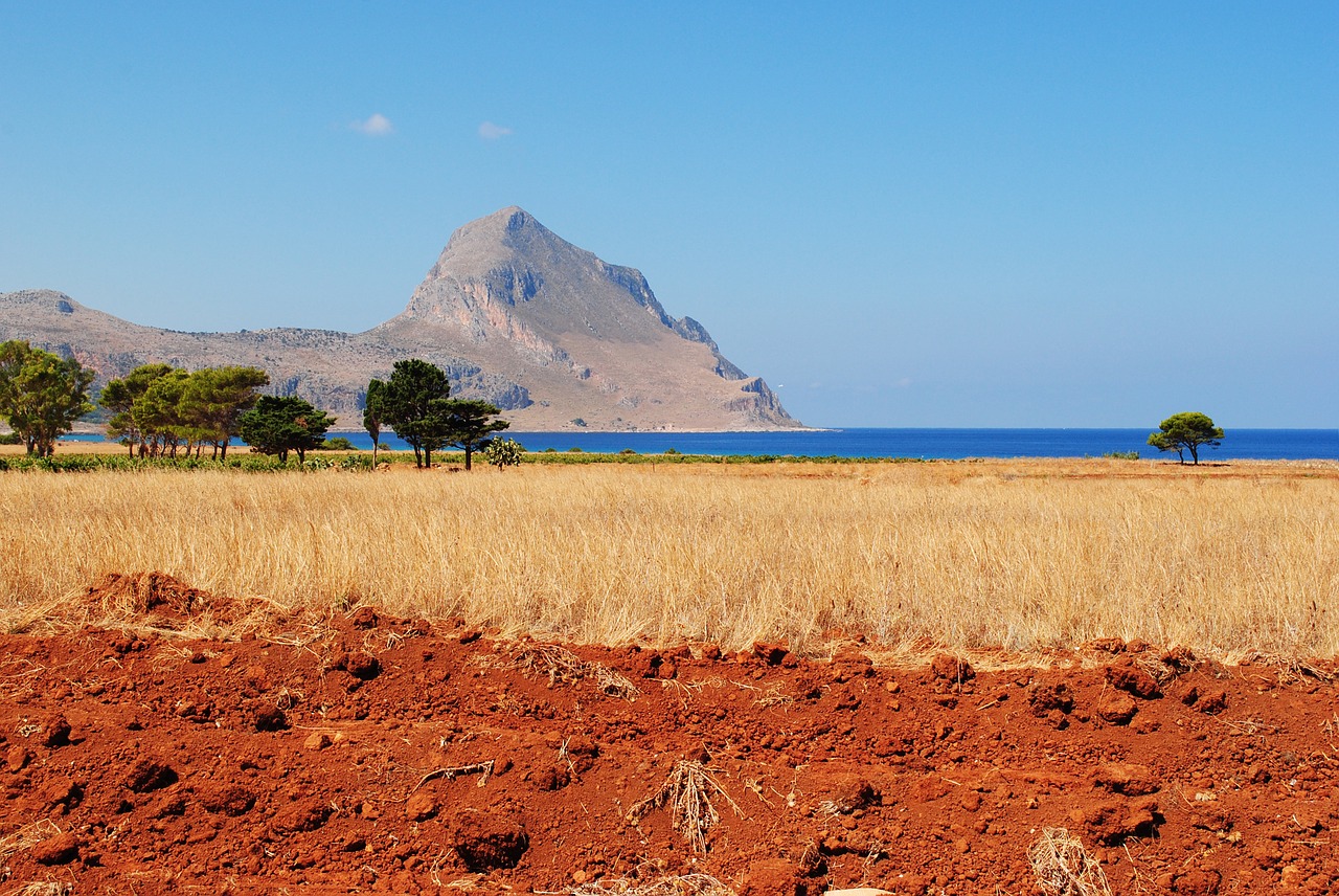 sicily open space landscape free photo