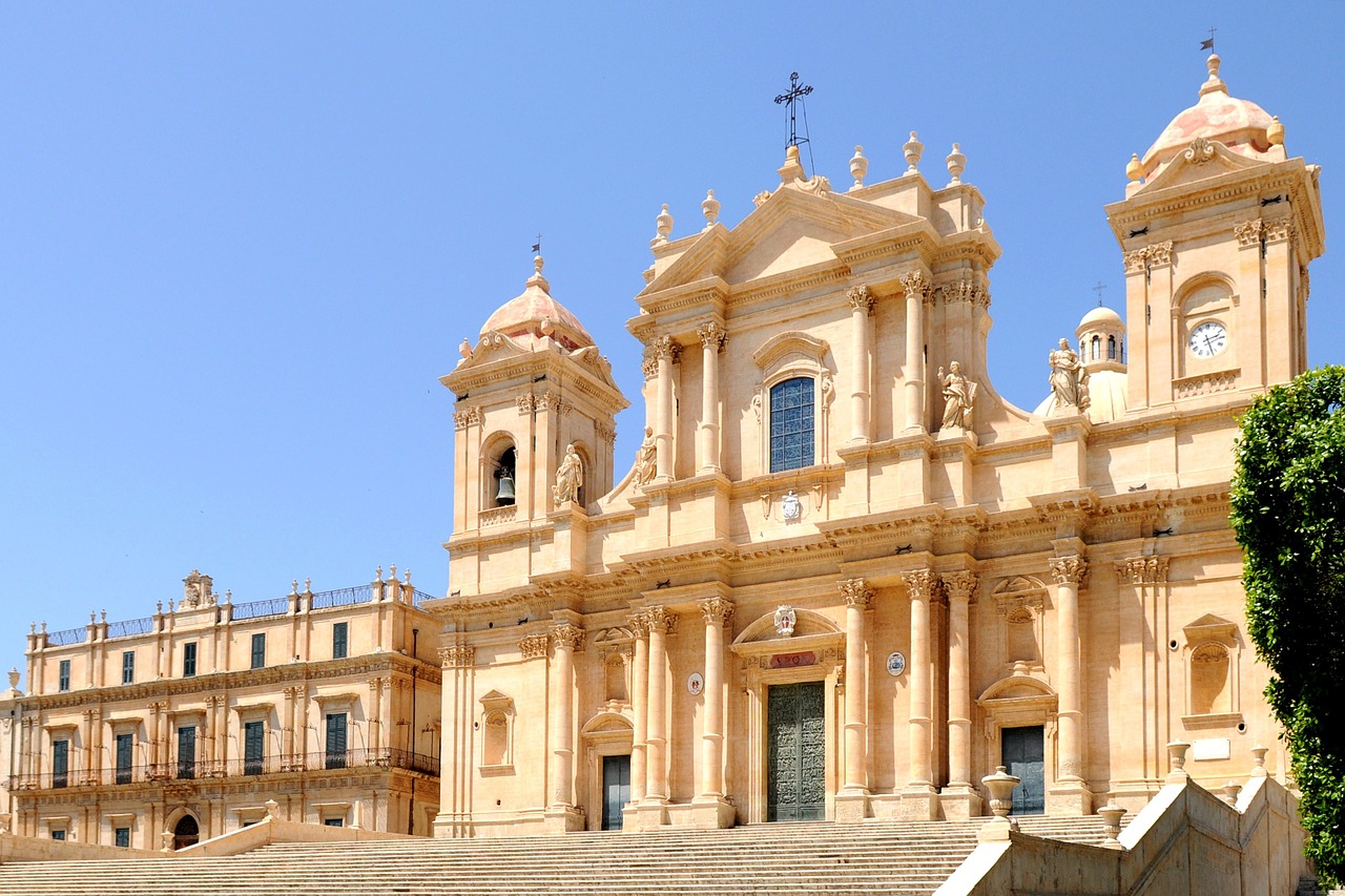 sicily noto baroque church free photo