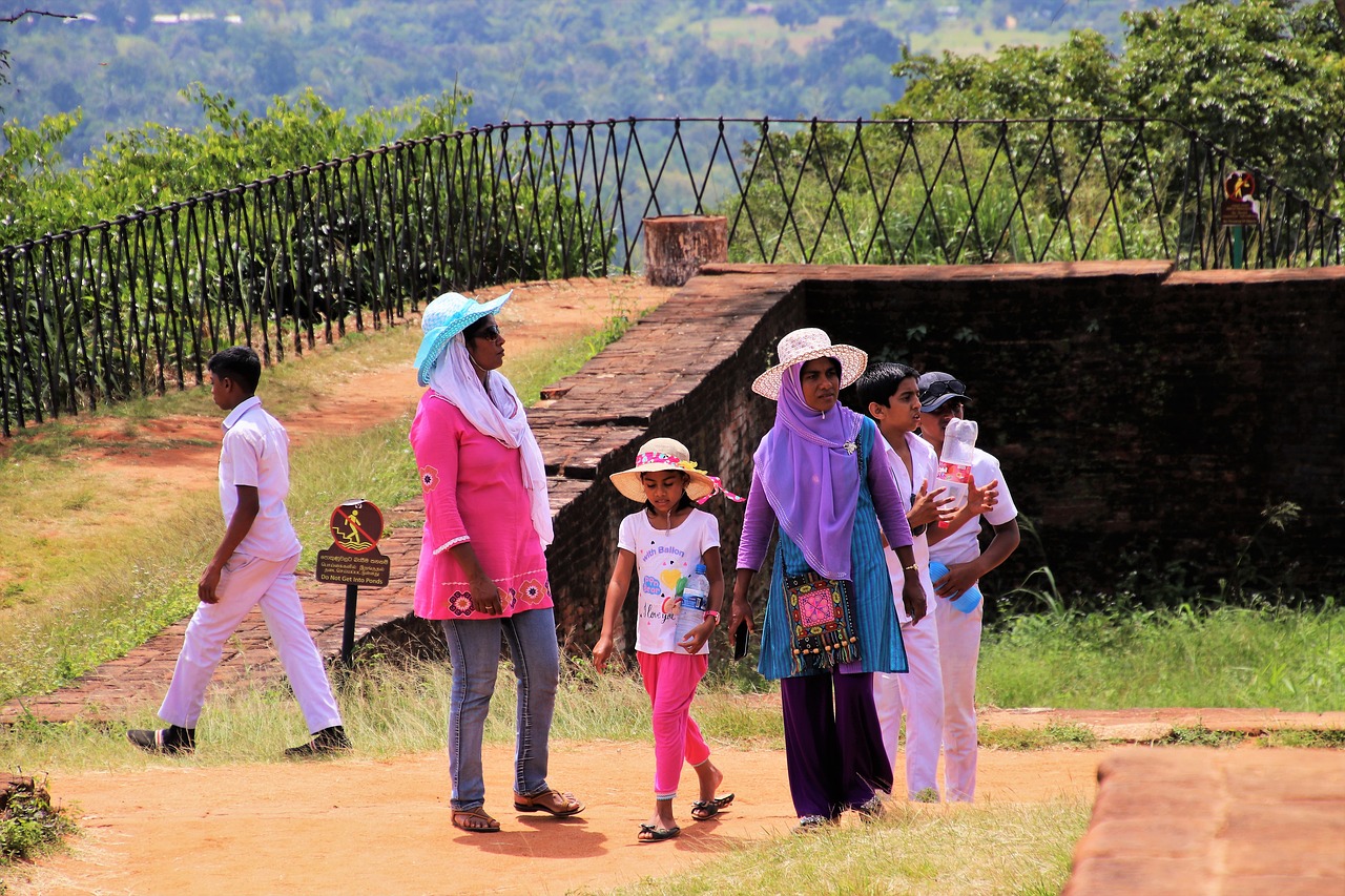 sigiriya cult girl free photo