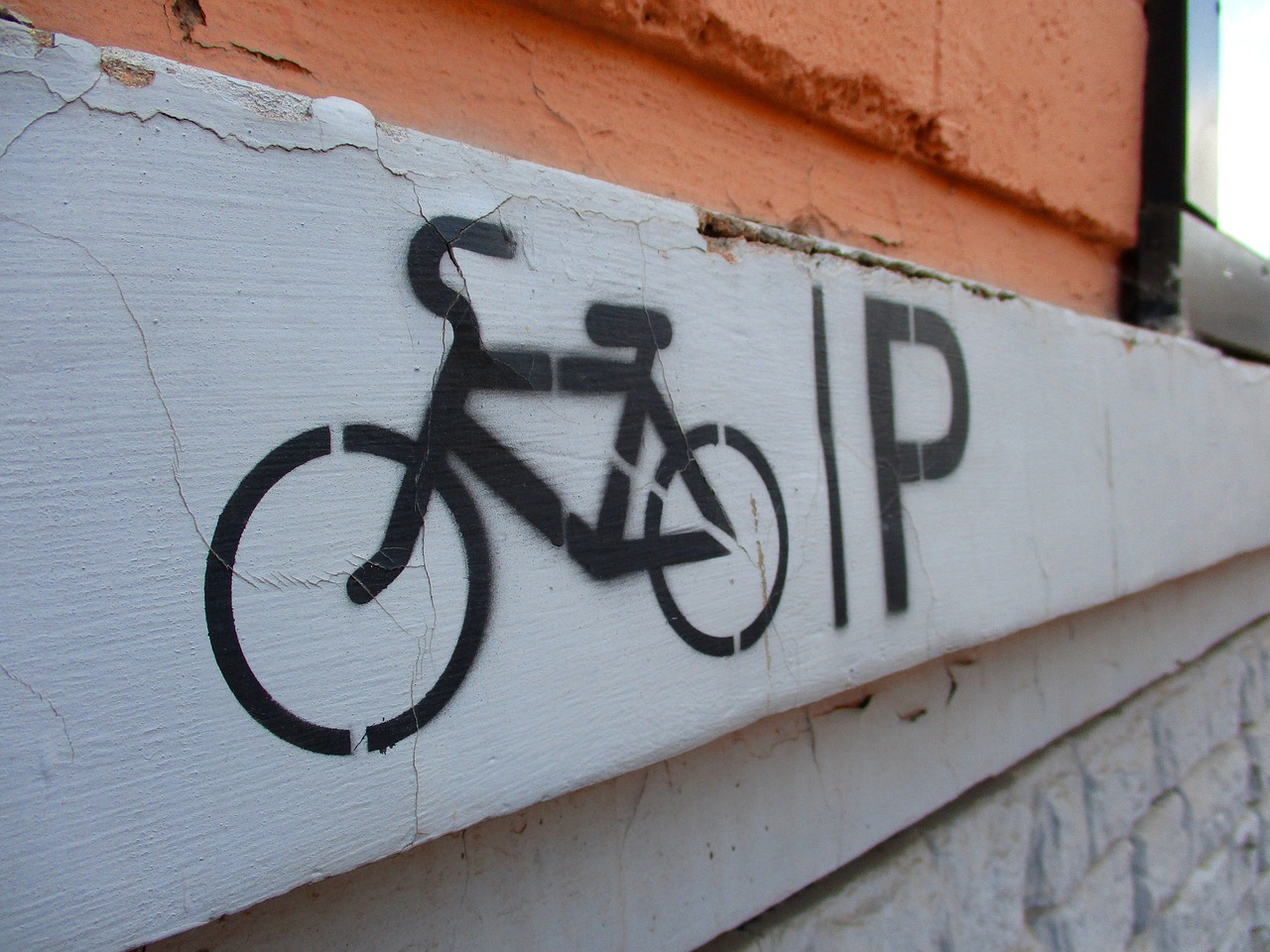 sign  bike  cycling free photo