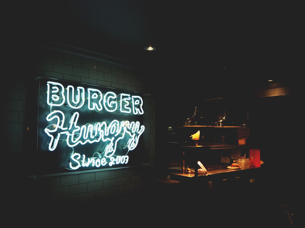 signage restaurant burger free photo