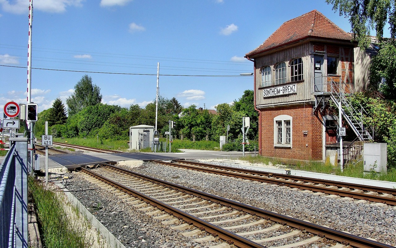 signal box old signal box sontheim free photo