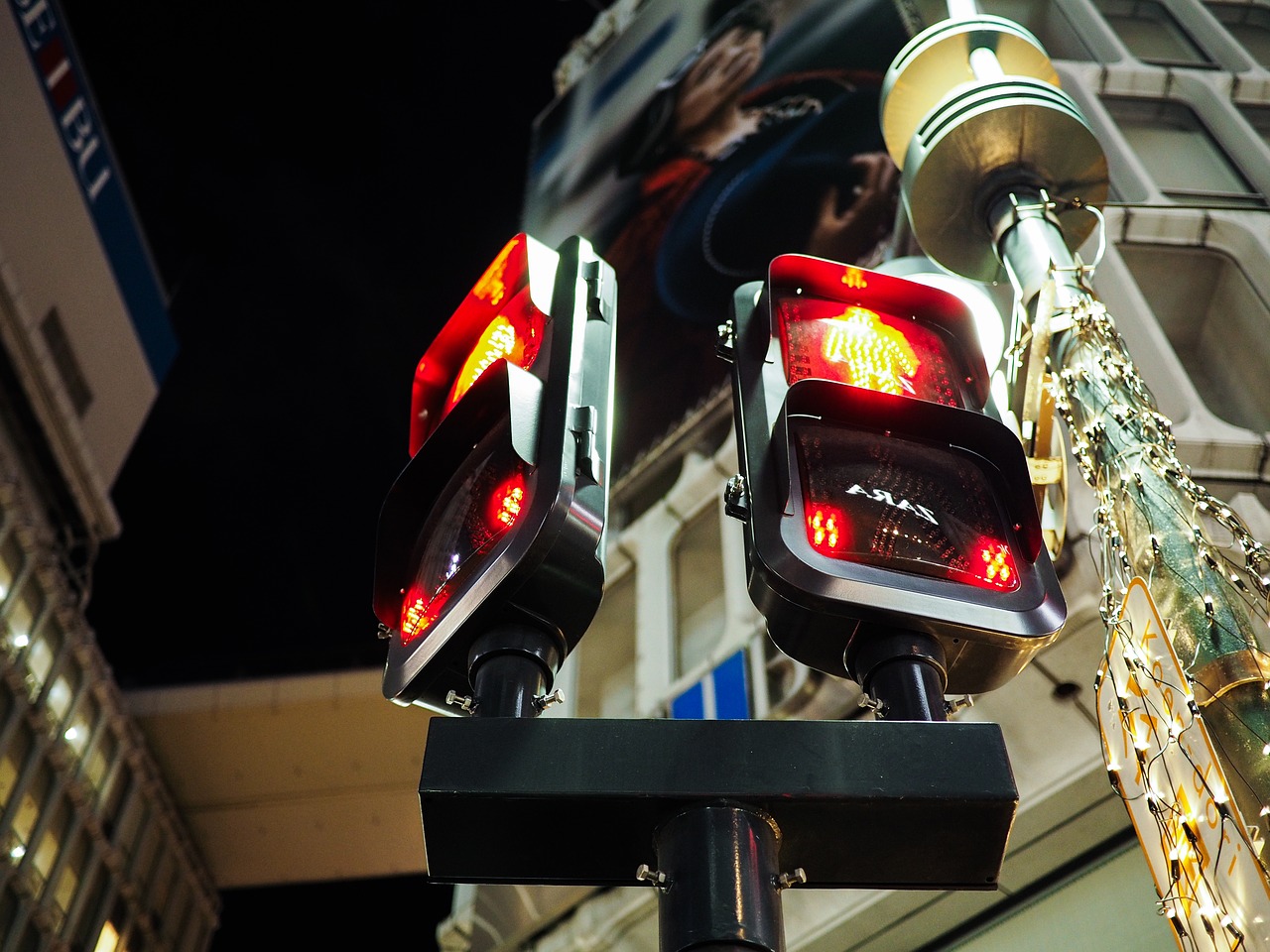 signal lights traffic light redlight free photo