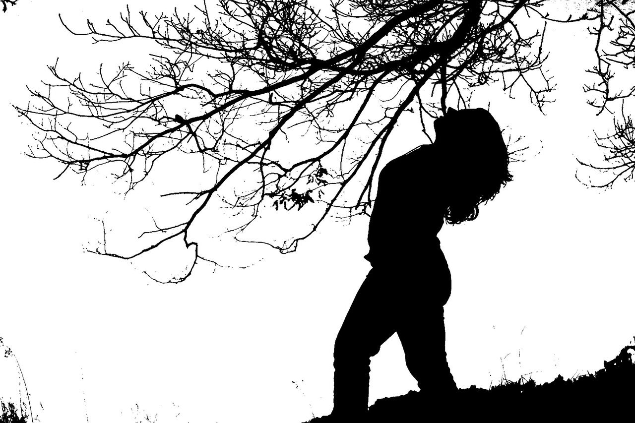 silhouette girl b w photography free photo