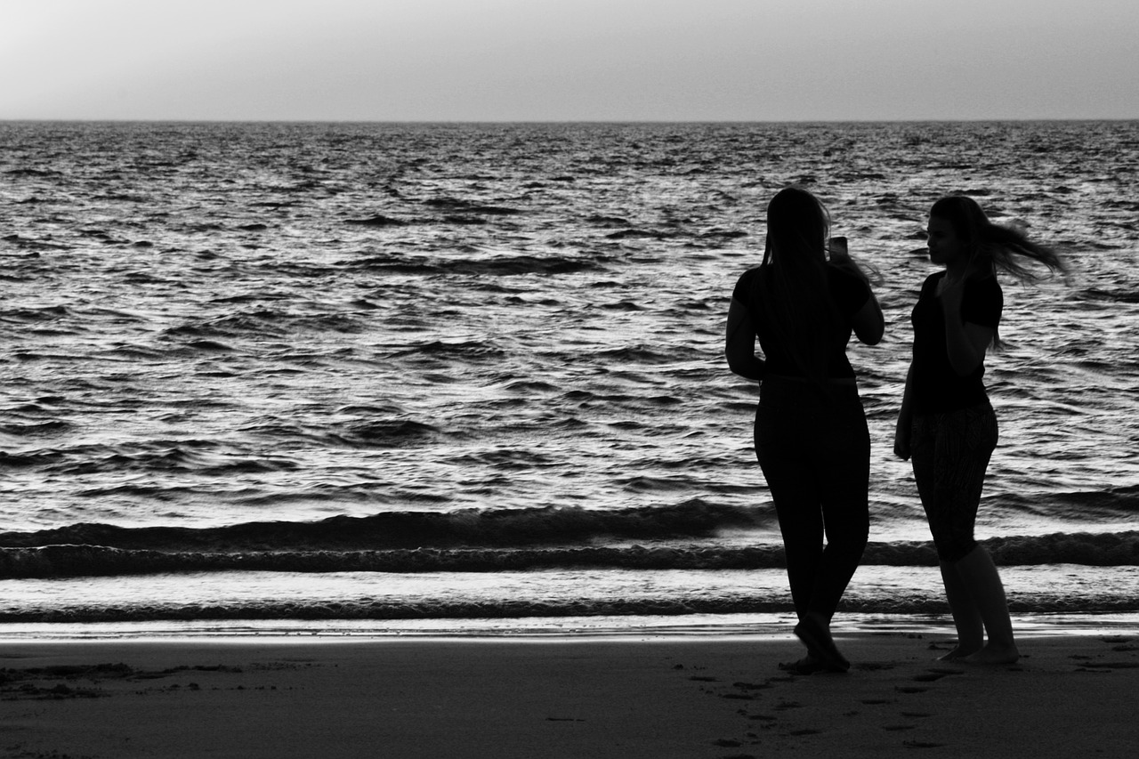 silhouette couple couple silhouette free photo