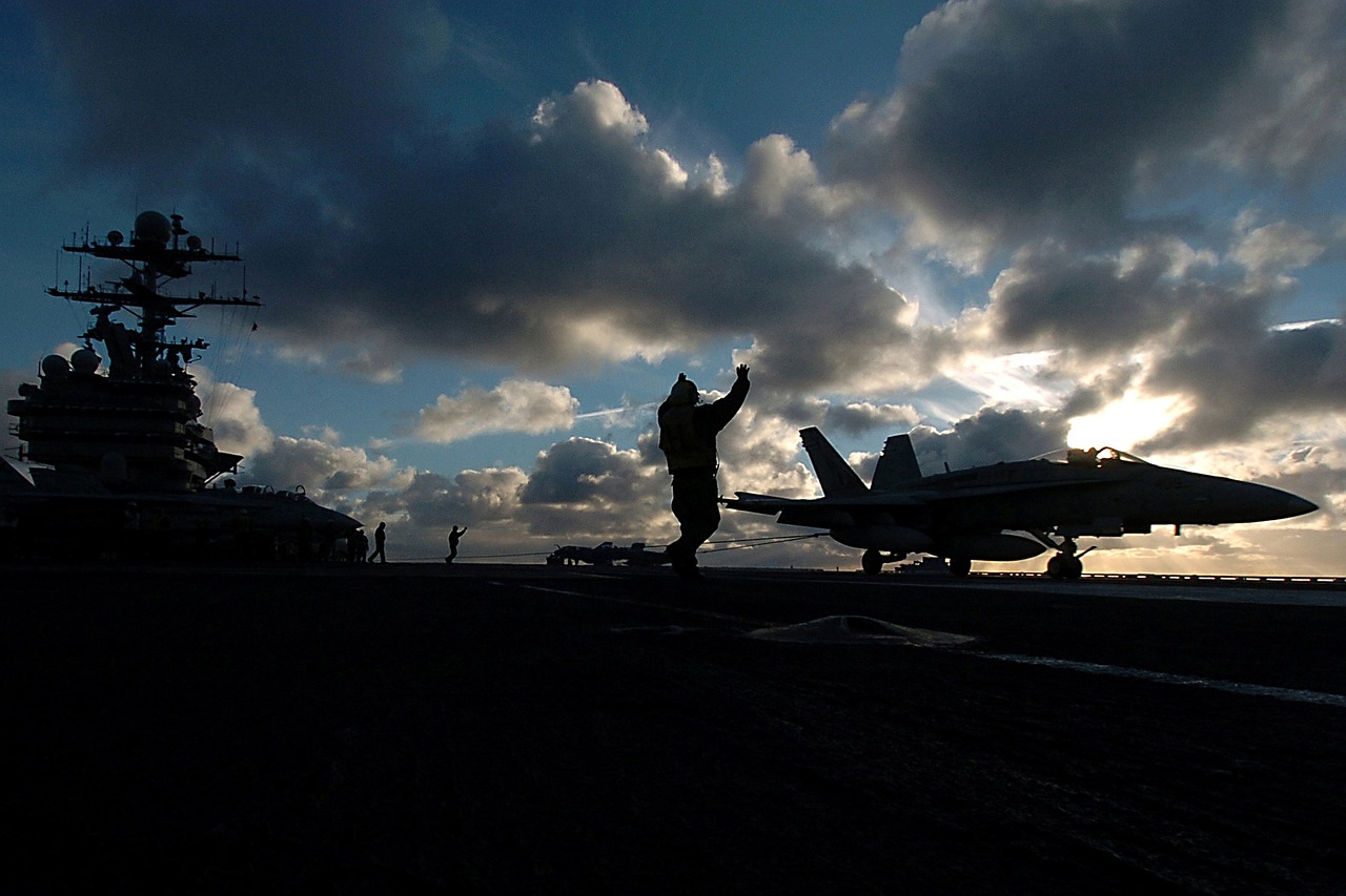 silhouettes aircraft carrier free photo
