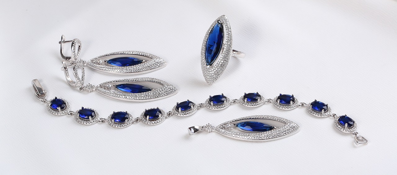 silver jewelry set  silver earring  blue gemstone free photo