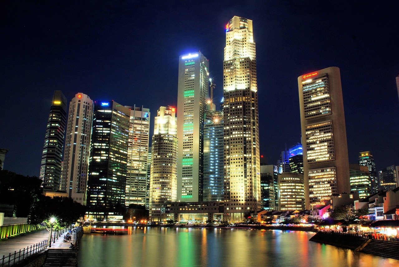 singapore night architecture free photo