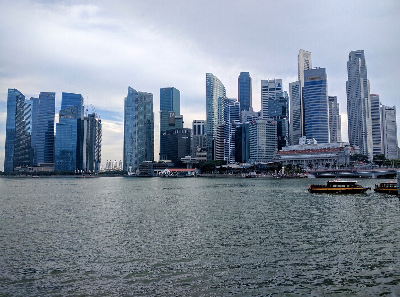 singapore skyline city free photo