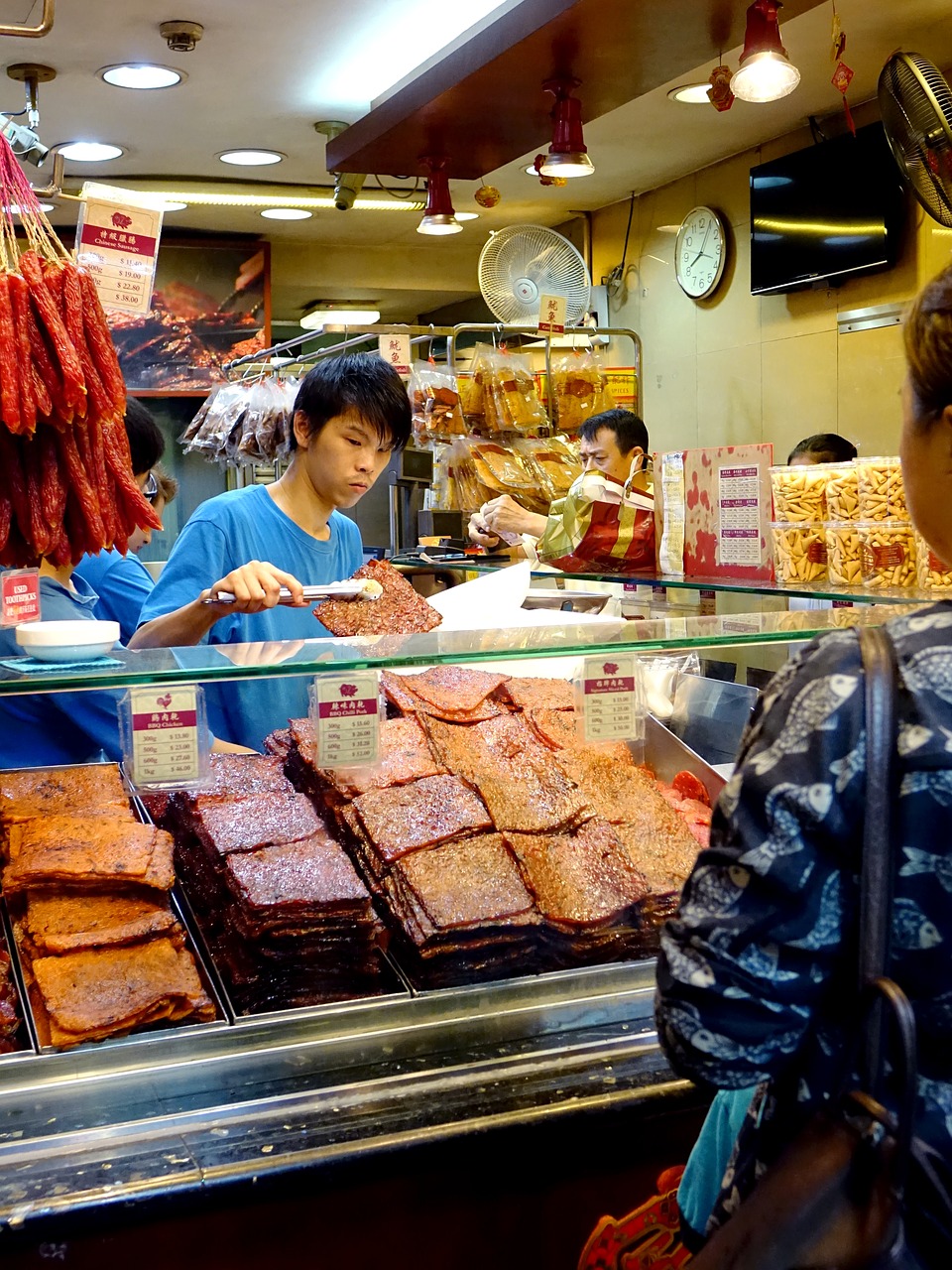 singapore chinatown barbecue sliced pork free photo