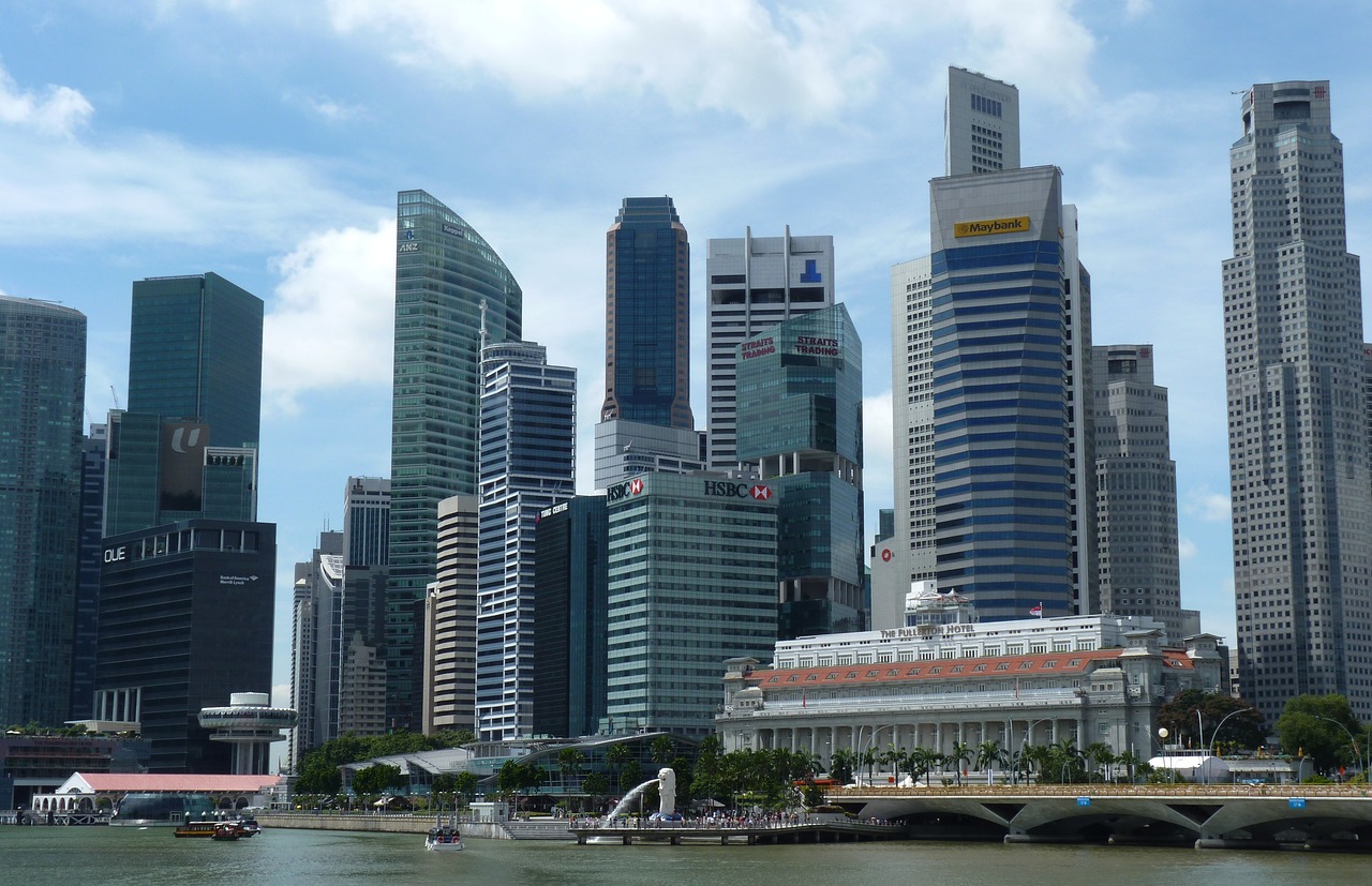 singapore skyline fullerton free photo