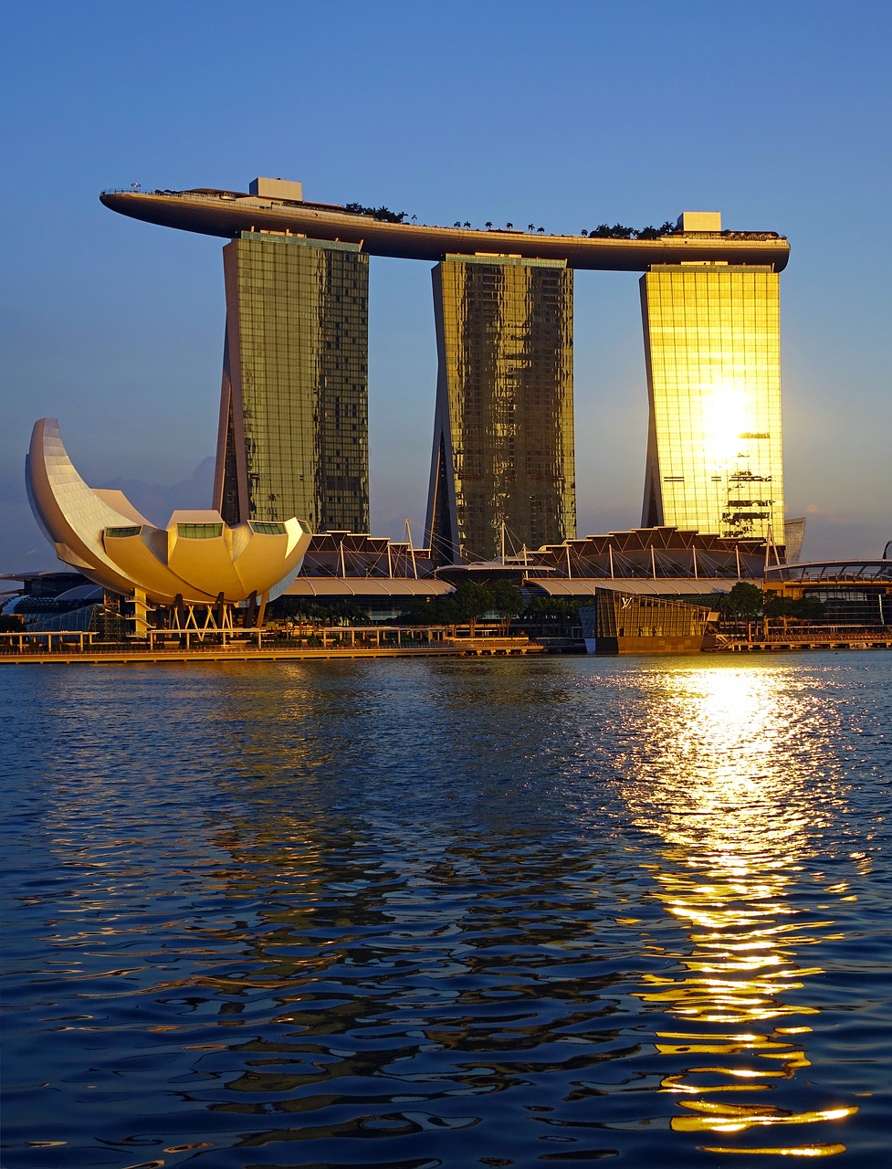 singapore marina bay sands artscience museum free photo