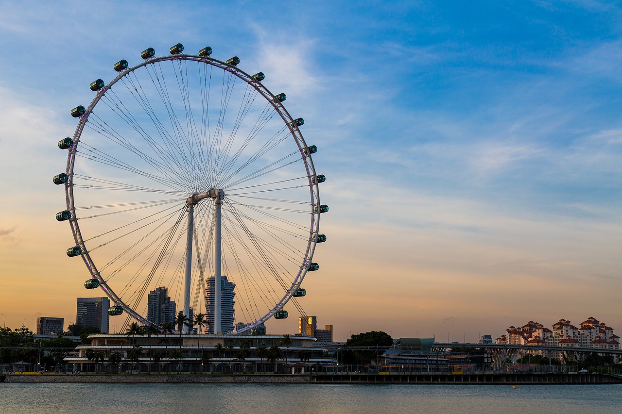 singapore the ferris wheel round go wheel free photo