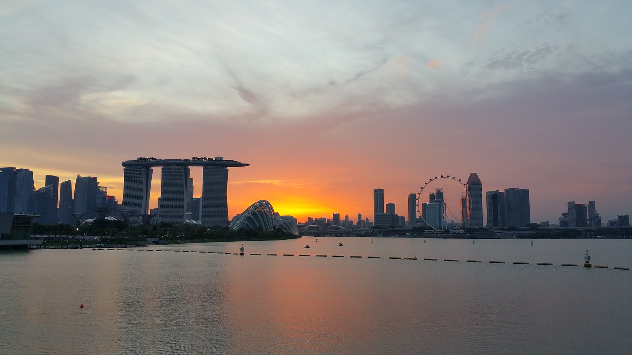 singapore marina bay sands skyline free photo