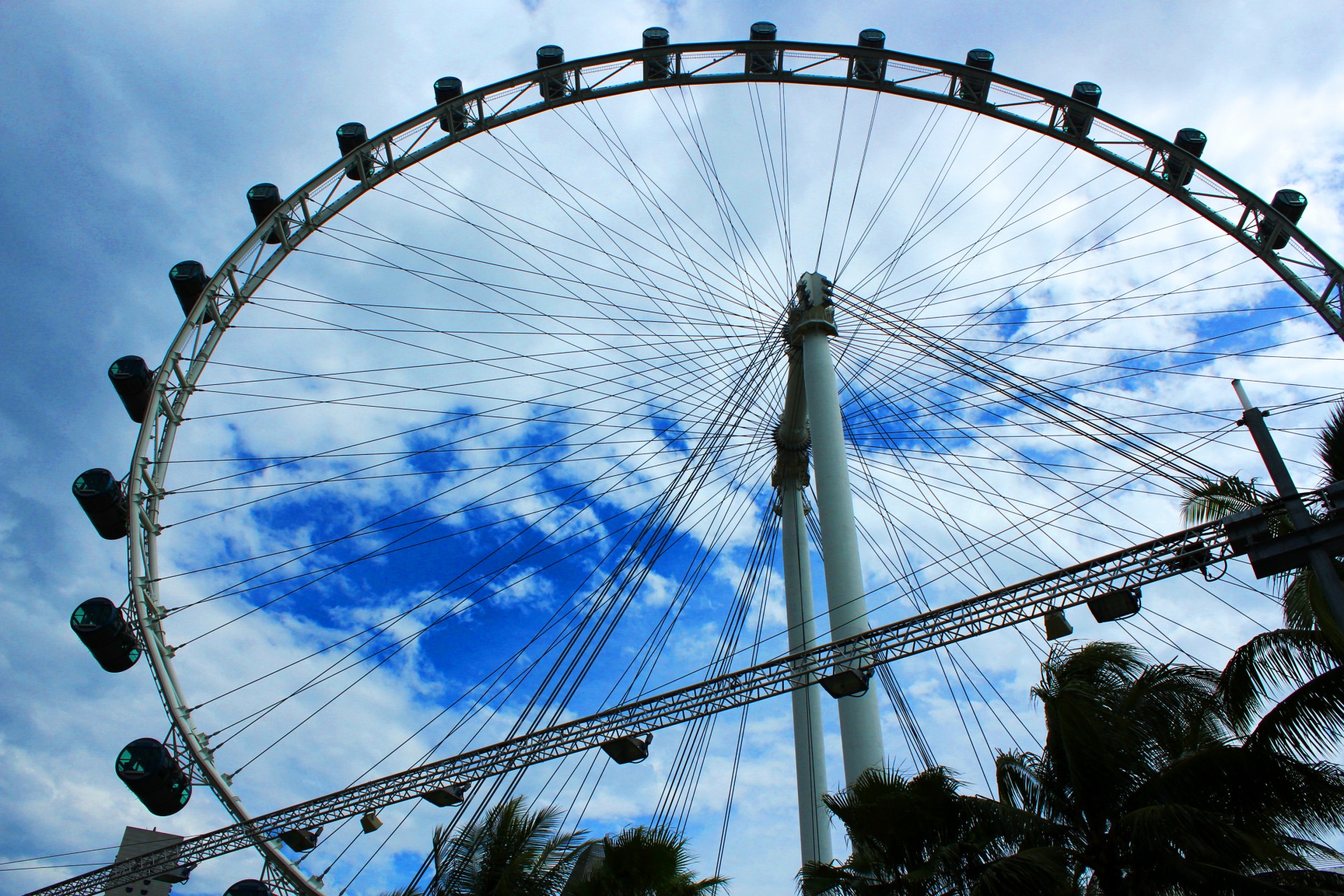 singapore flyer ferris wheel big wheel free photo