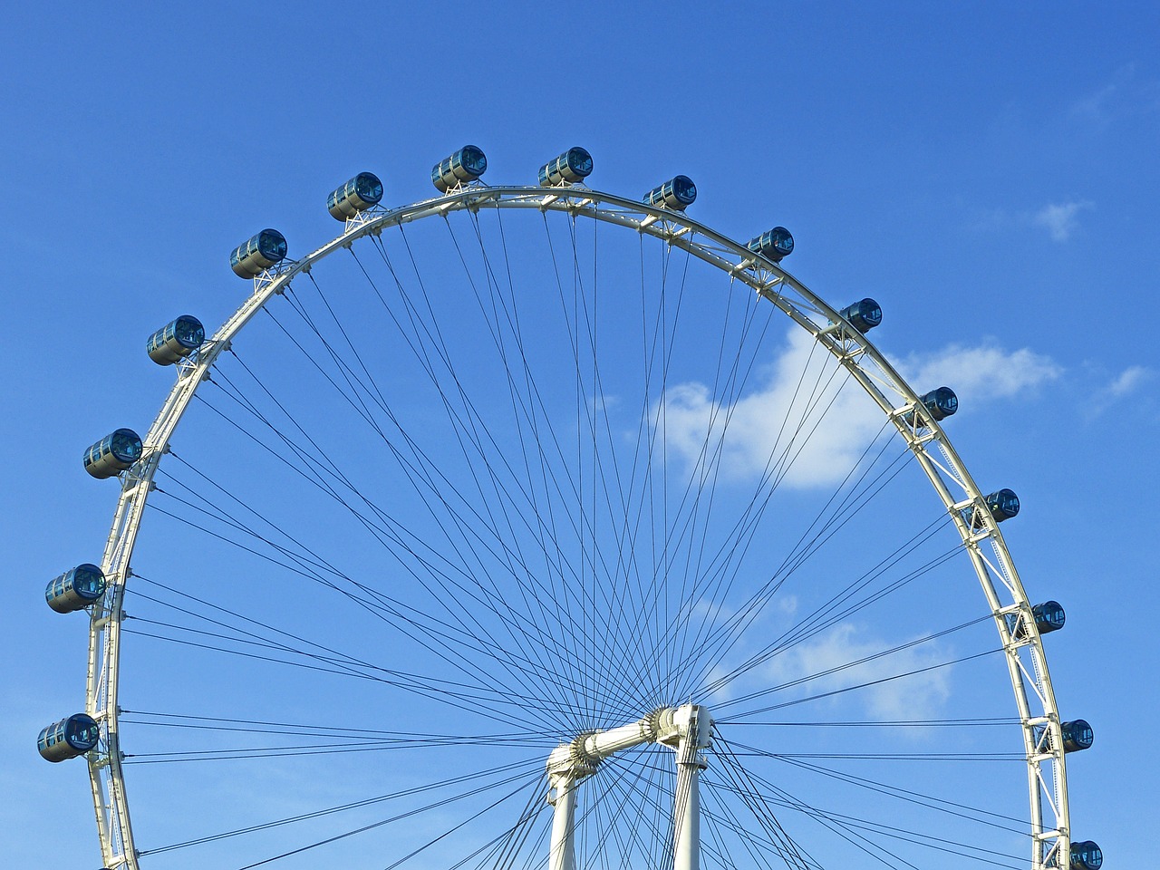 singapore flyer ferris wheel big wheel free photo