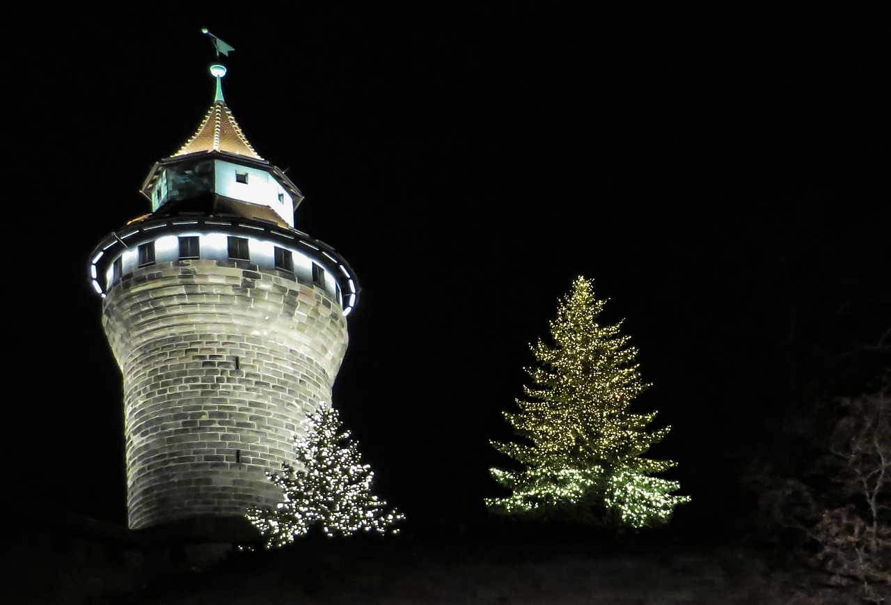 sinwelturm nuremberg castle free photo