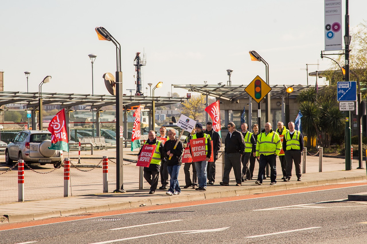 siptu workers bus eireann free photo