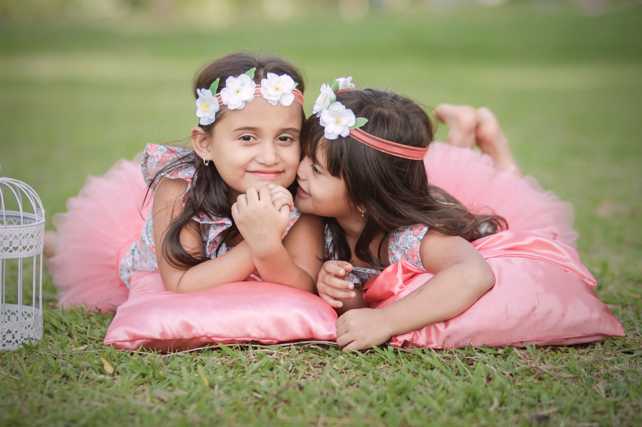sisters  friendship  family free photo