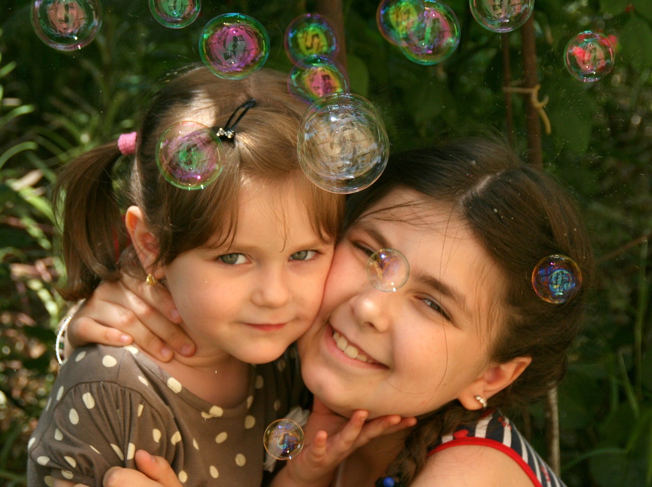 sisters love portrait free photo