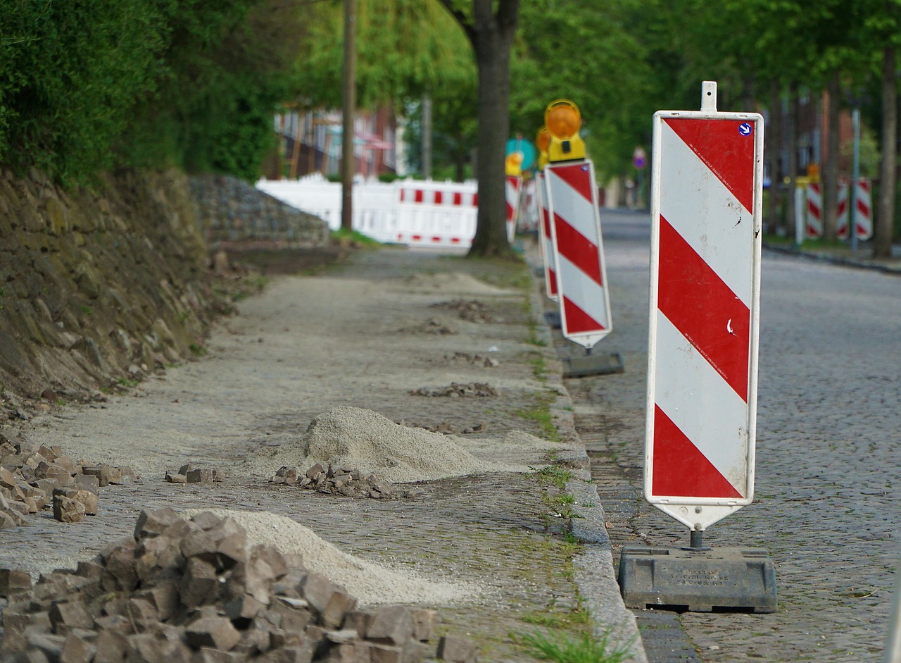 site sidewalk away free photo