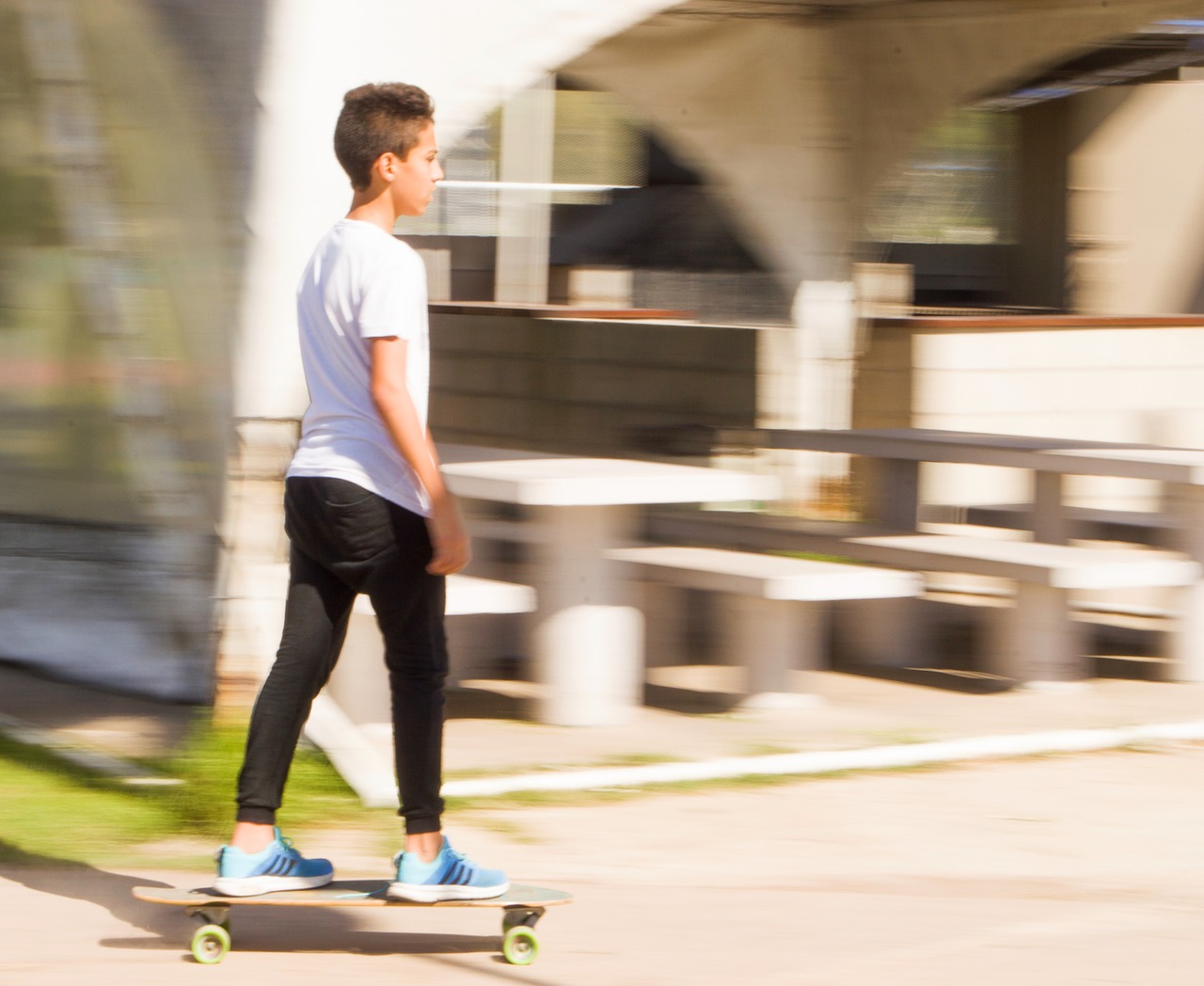 Download free photo of Skateboard,guy,games,child,play - from needpix.com