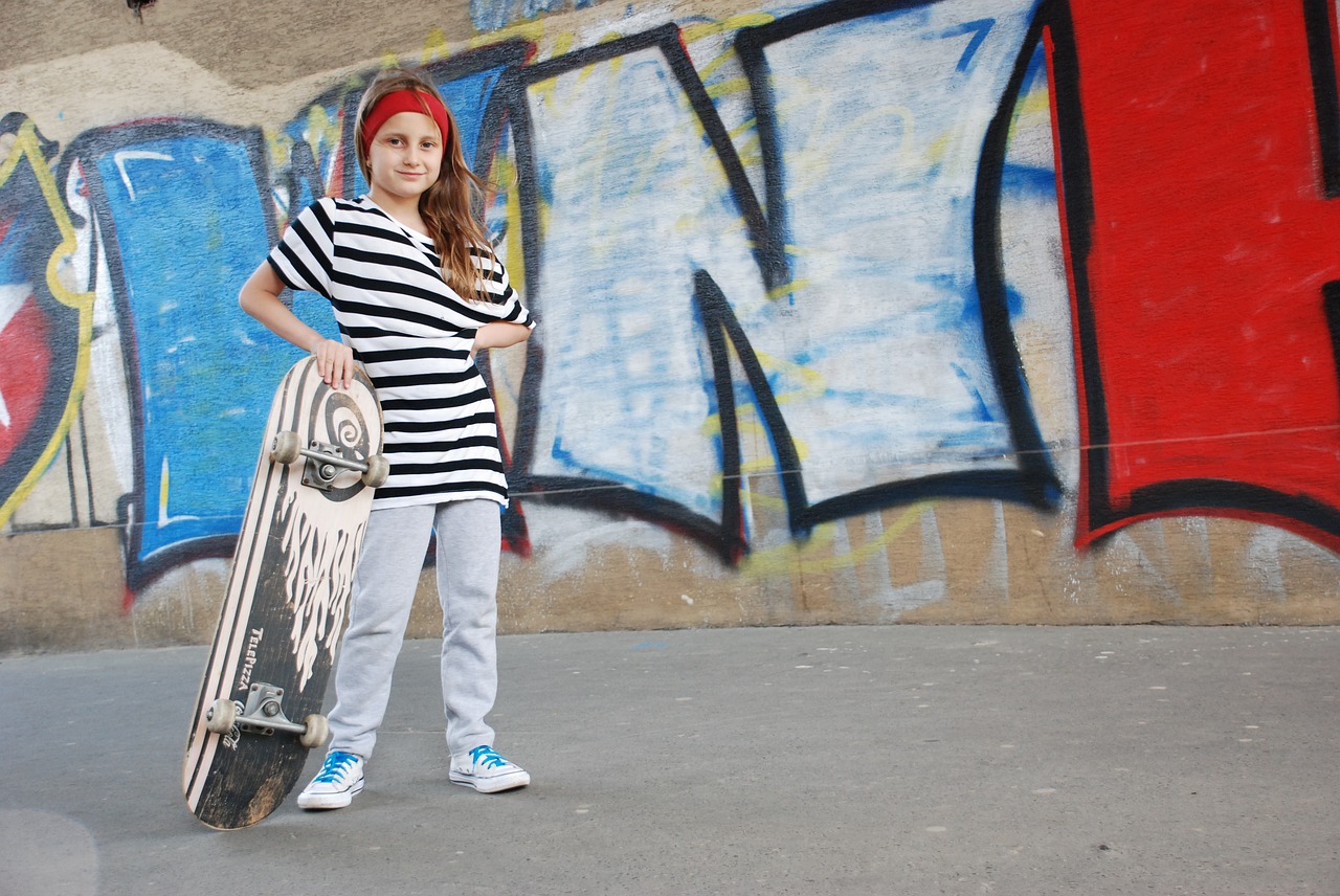 skateboard  girl  skate free photo