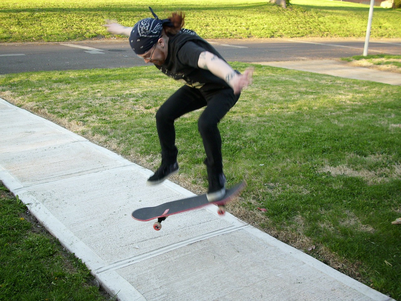 skateboarding skateboarder sidewalk free photo