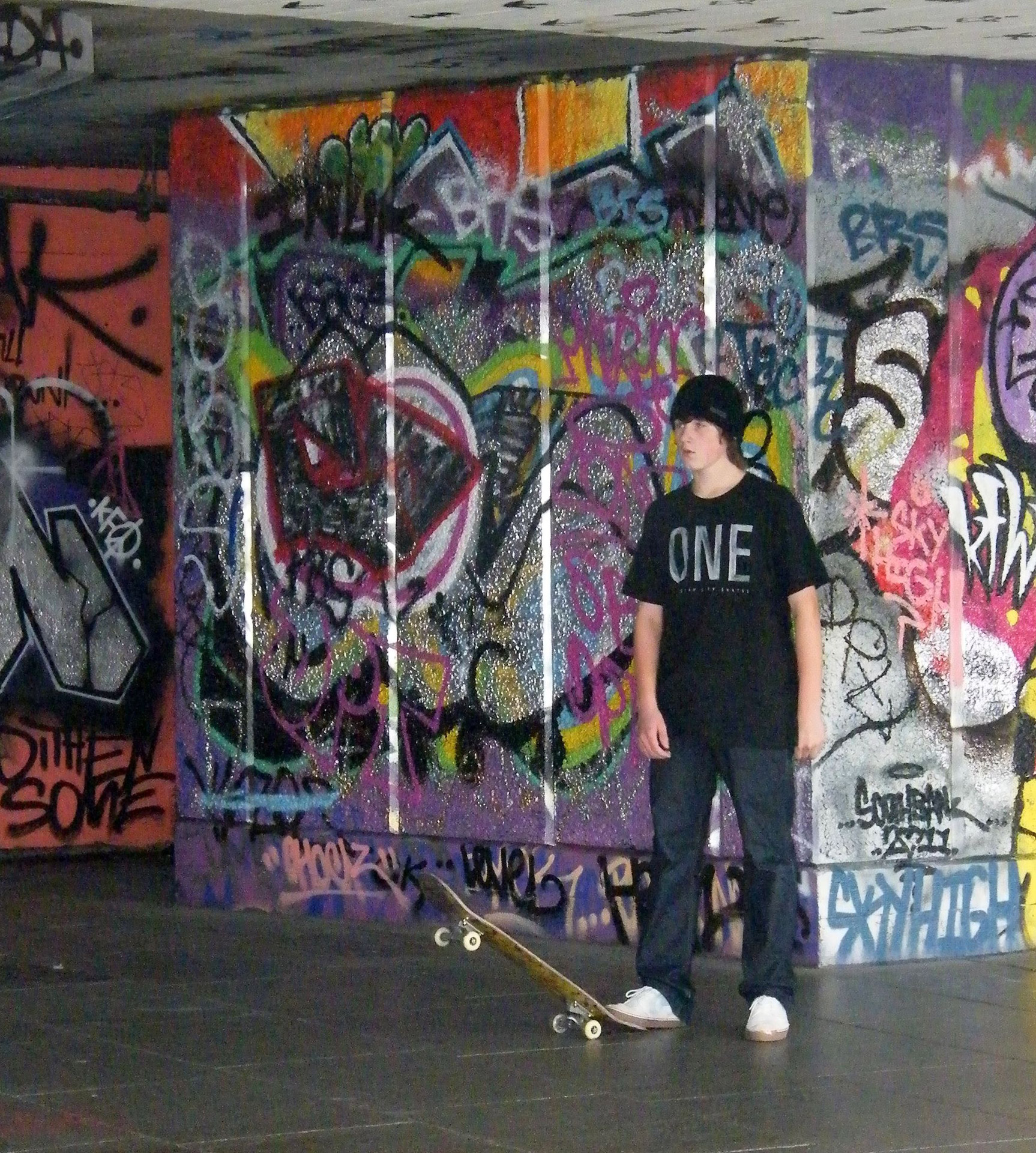 skate boy graffiti free photo