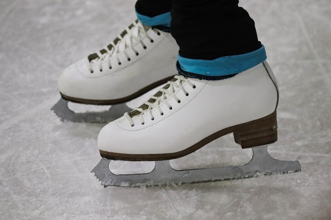 skates  figure skating  artificial ice free photo