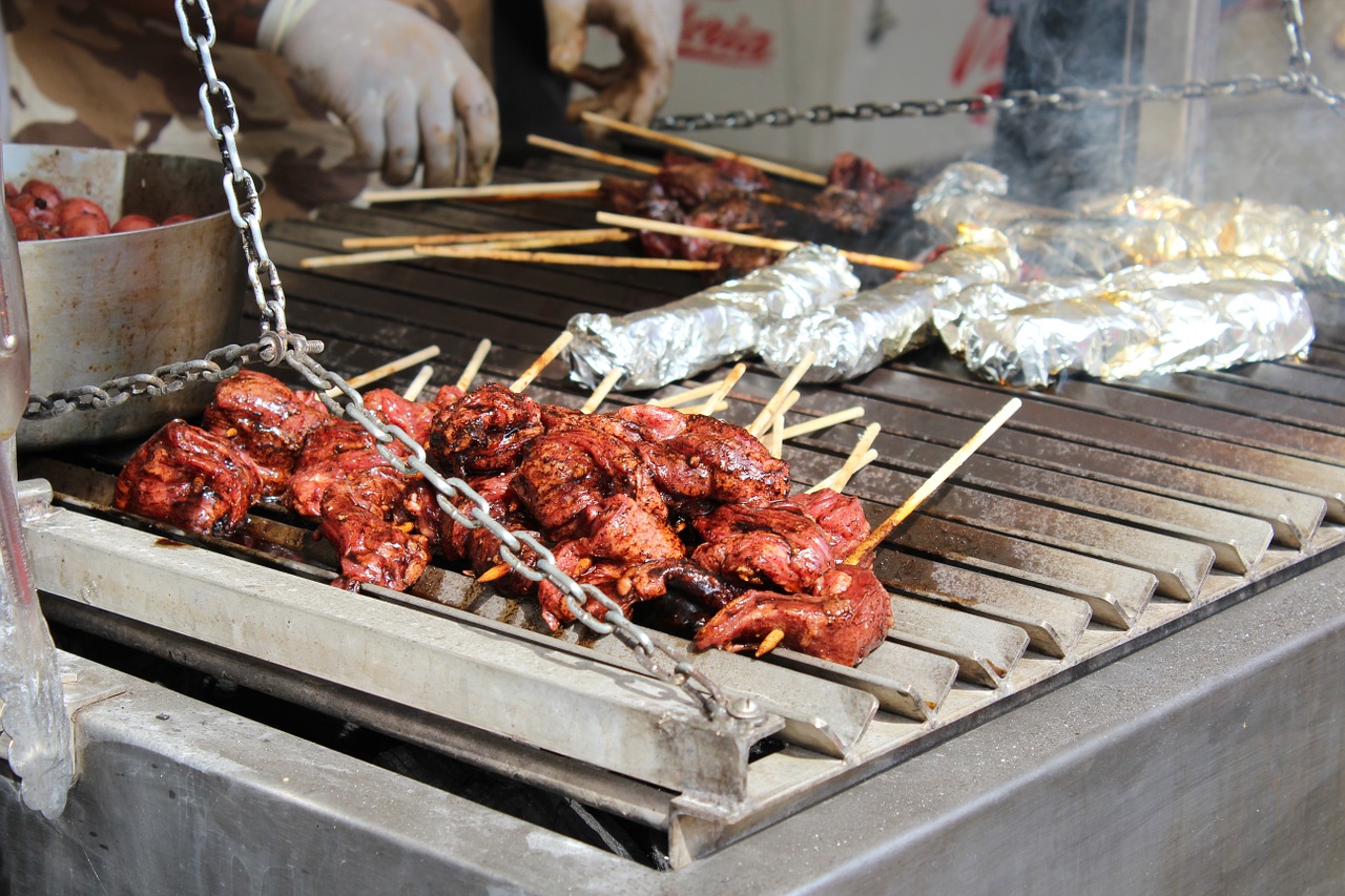 skewers spit meat free photo