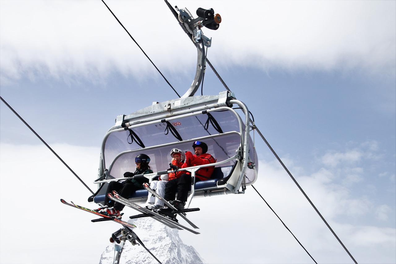 ski  zermatt  skiers free photo