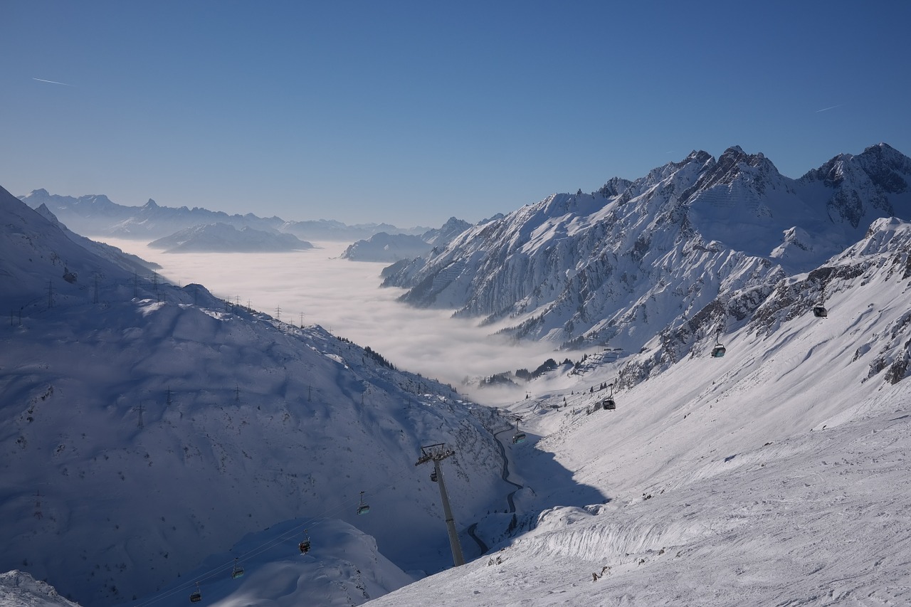 ski area arlberg ulmer hütte free photo