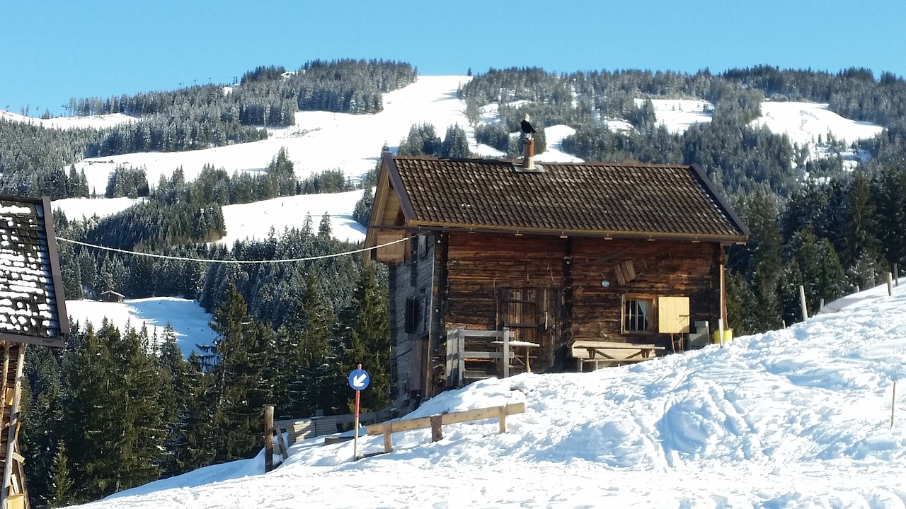 ski lodge mountain hut log cabin free photo