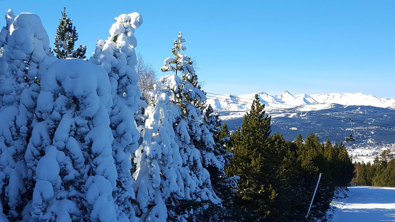 ski station cambre d'aze mountain free photo