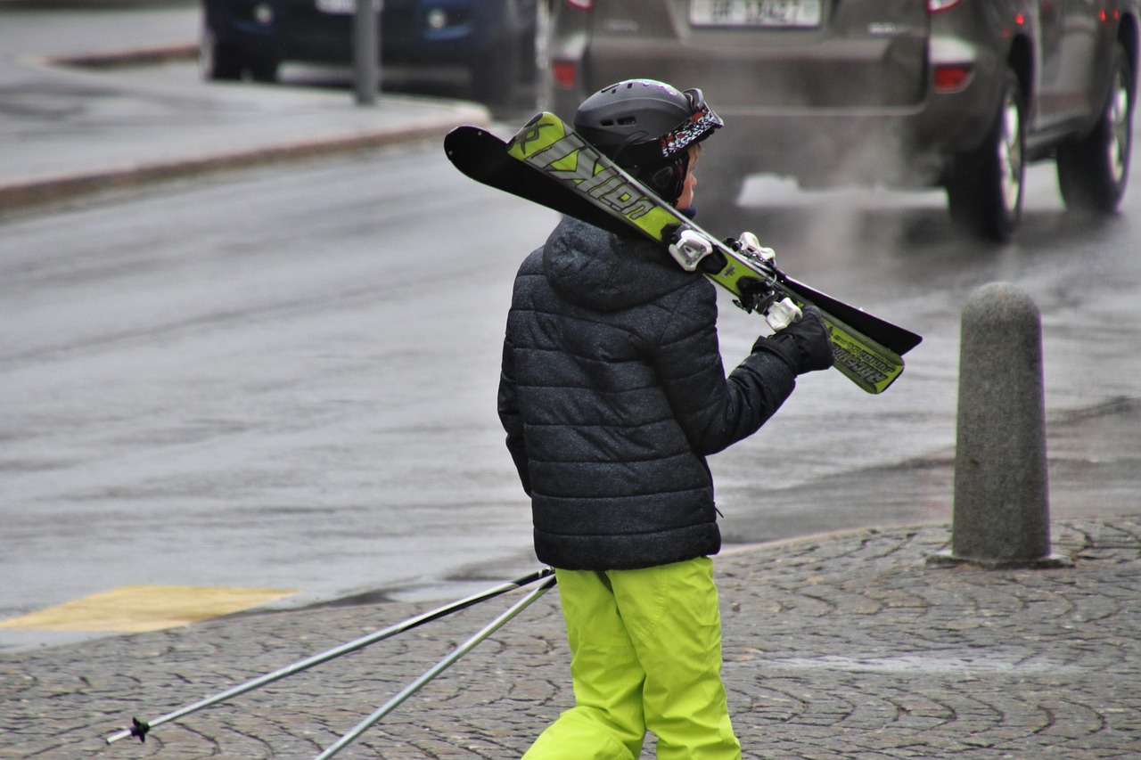 skier  skis  street free photo