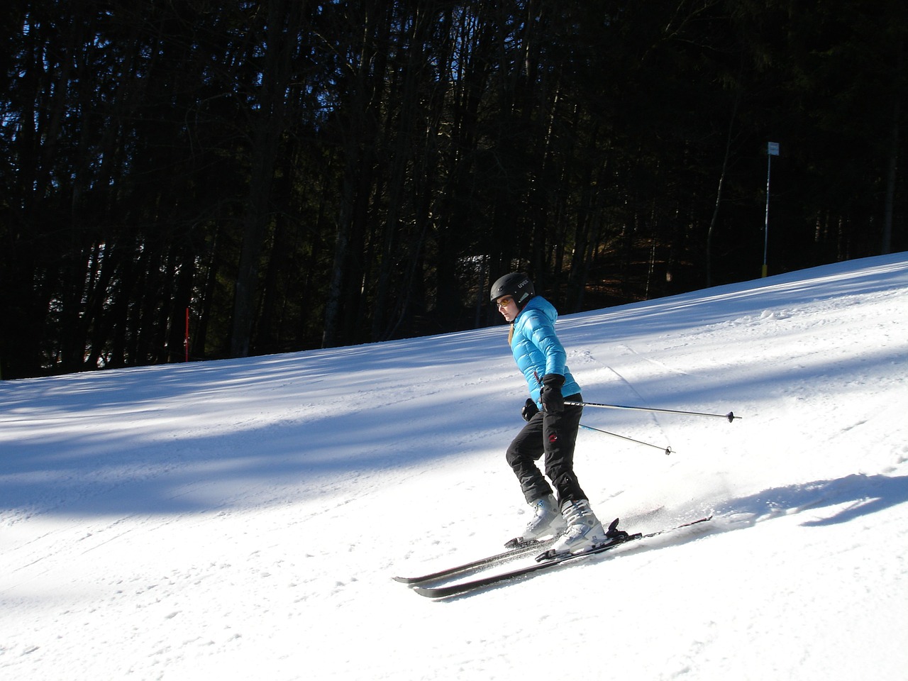 skiers ski run ski area free photo