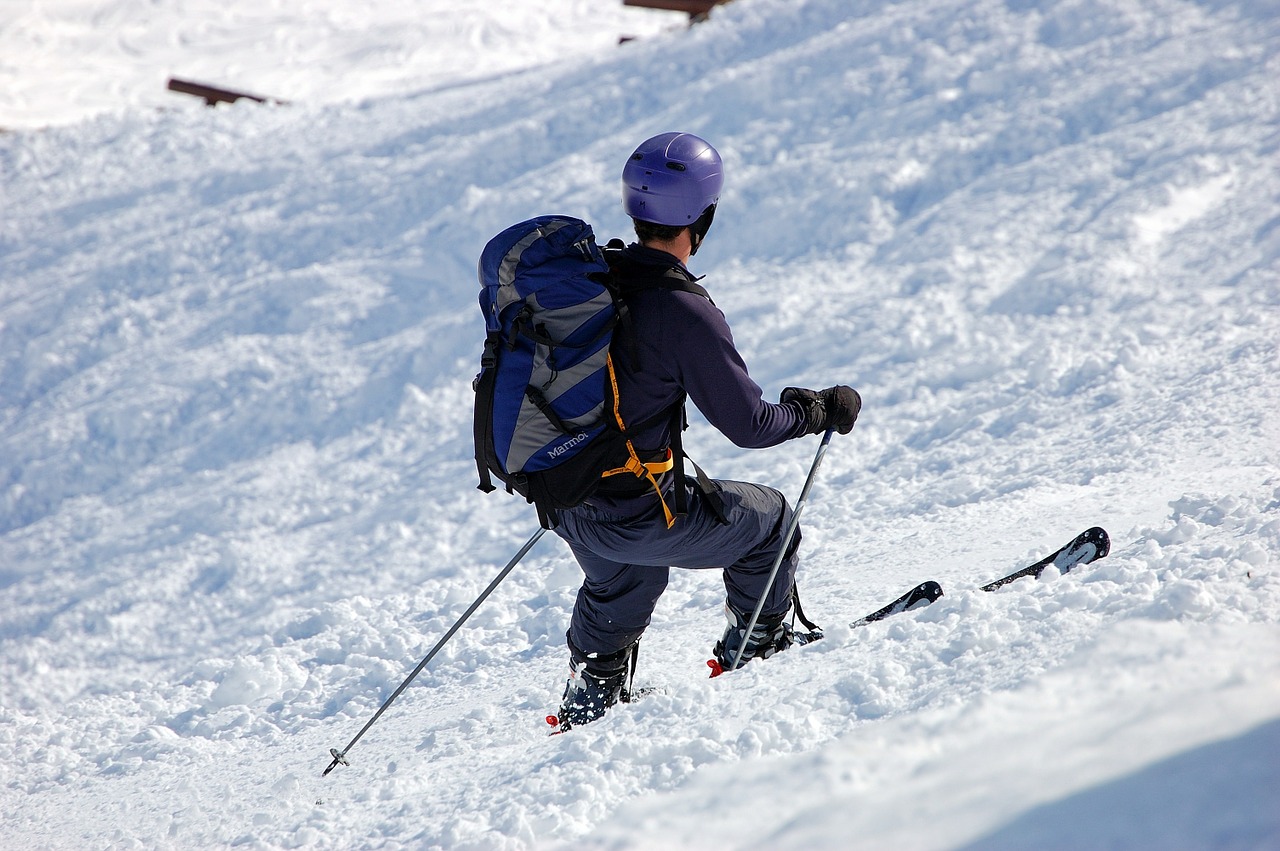 skiers snow backpack free photo