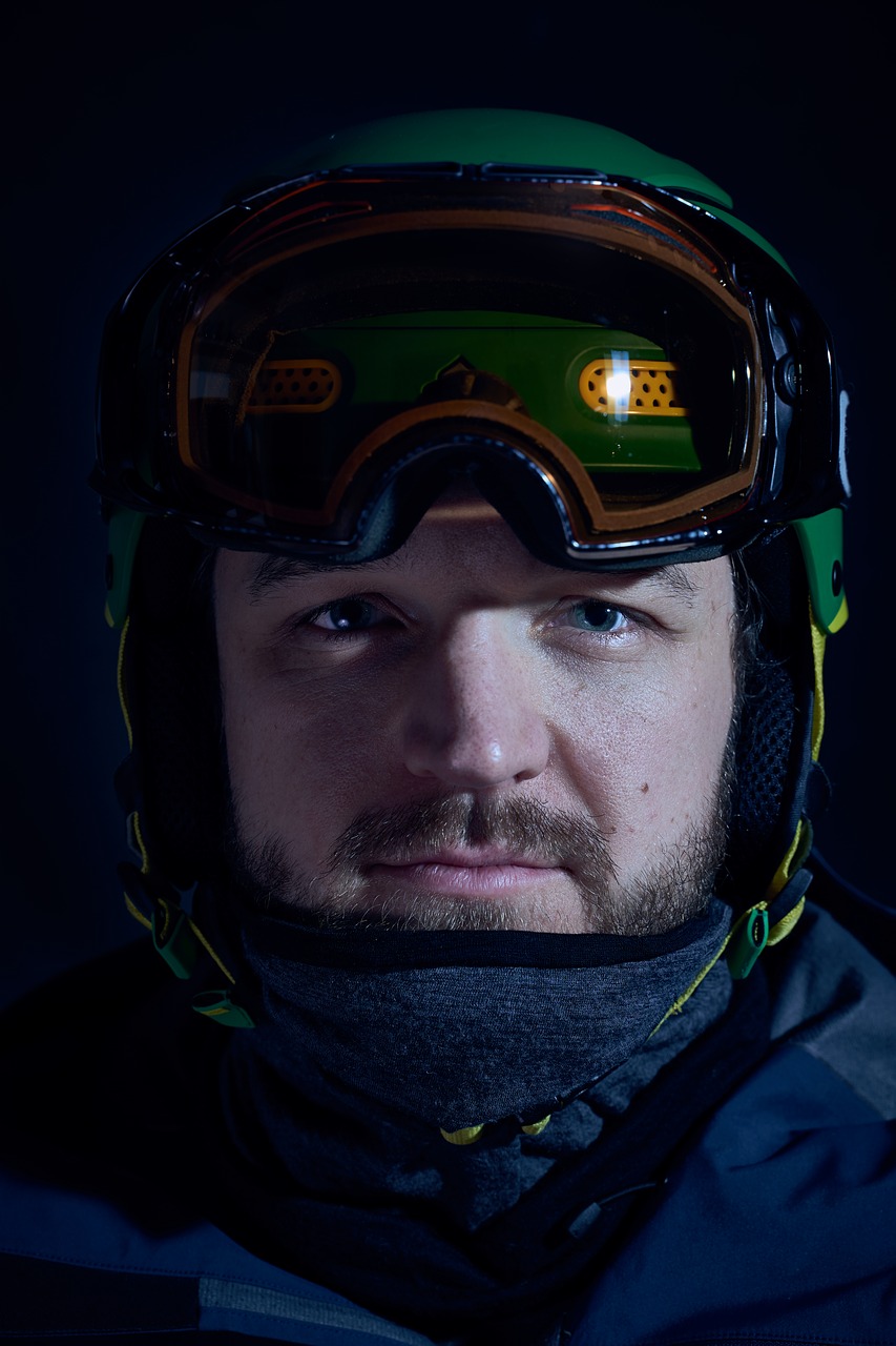 skiers  portrait  man free photo