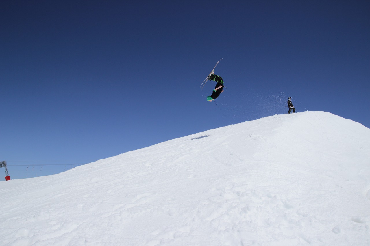 skiing artistic blue sky free photo