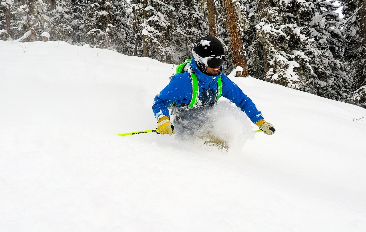 skiing powder deep snow free photo