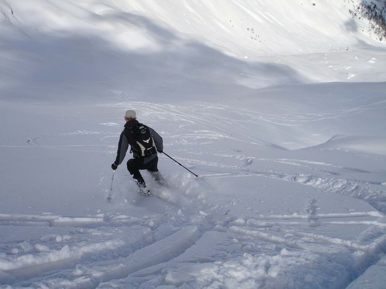 skiing backcountry skiiing departure free photo