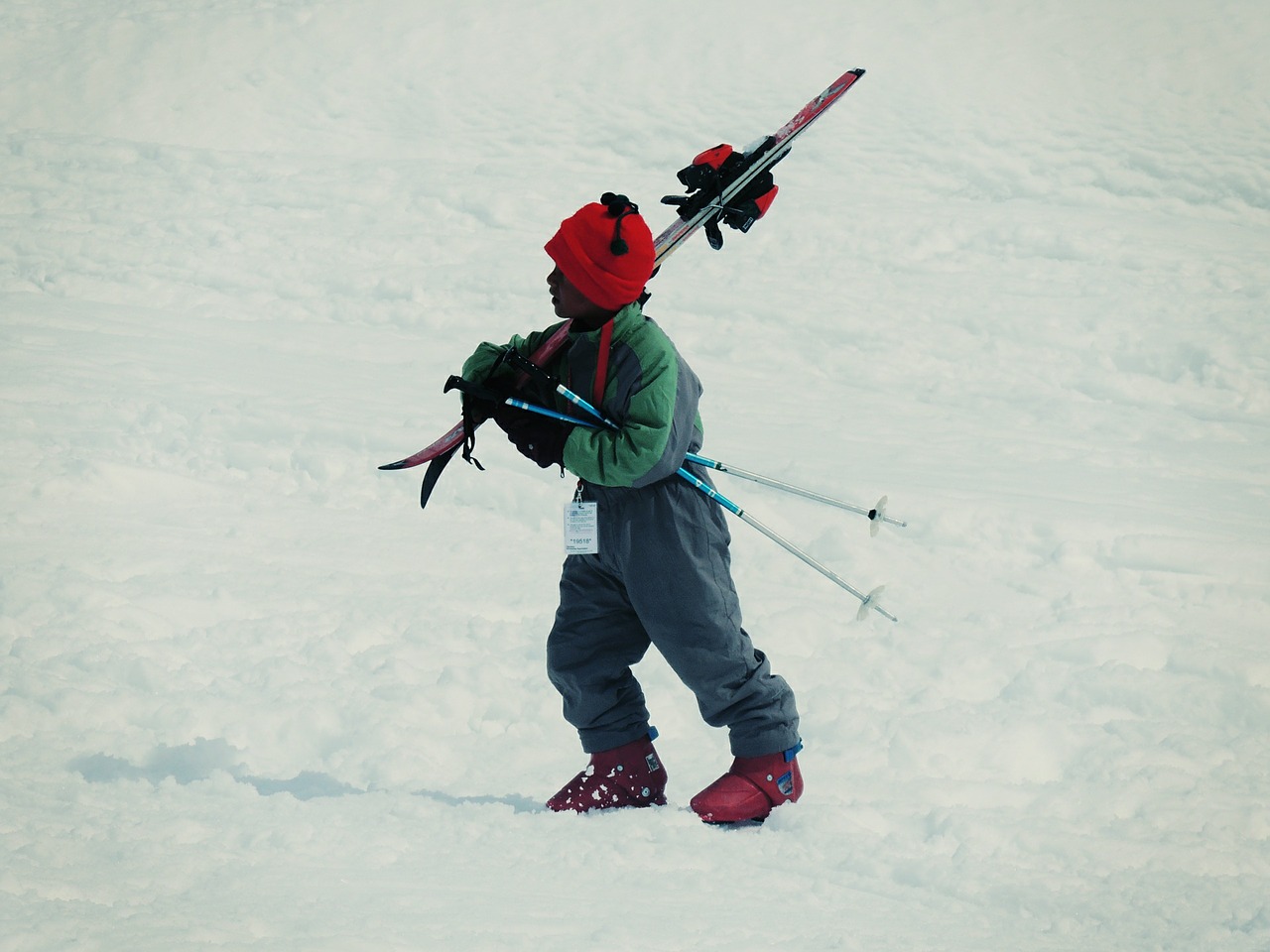 skiing child kid free photo