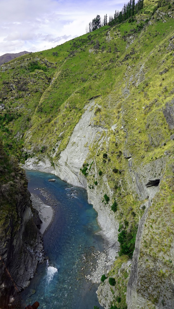 skippers canyon shot over river queenstown free photo