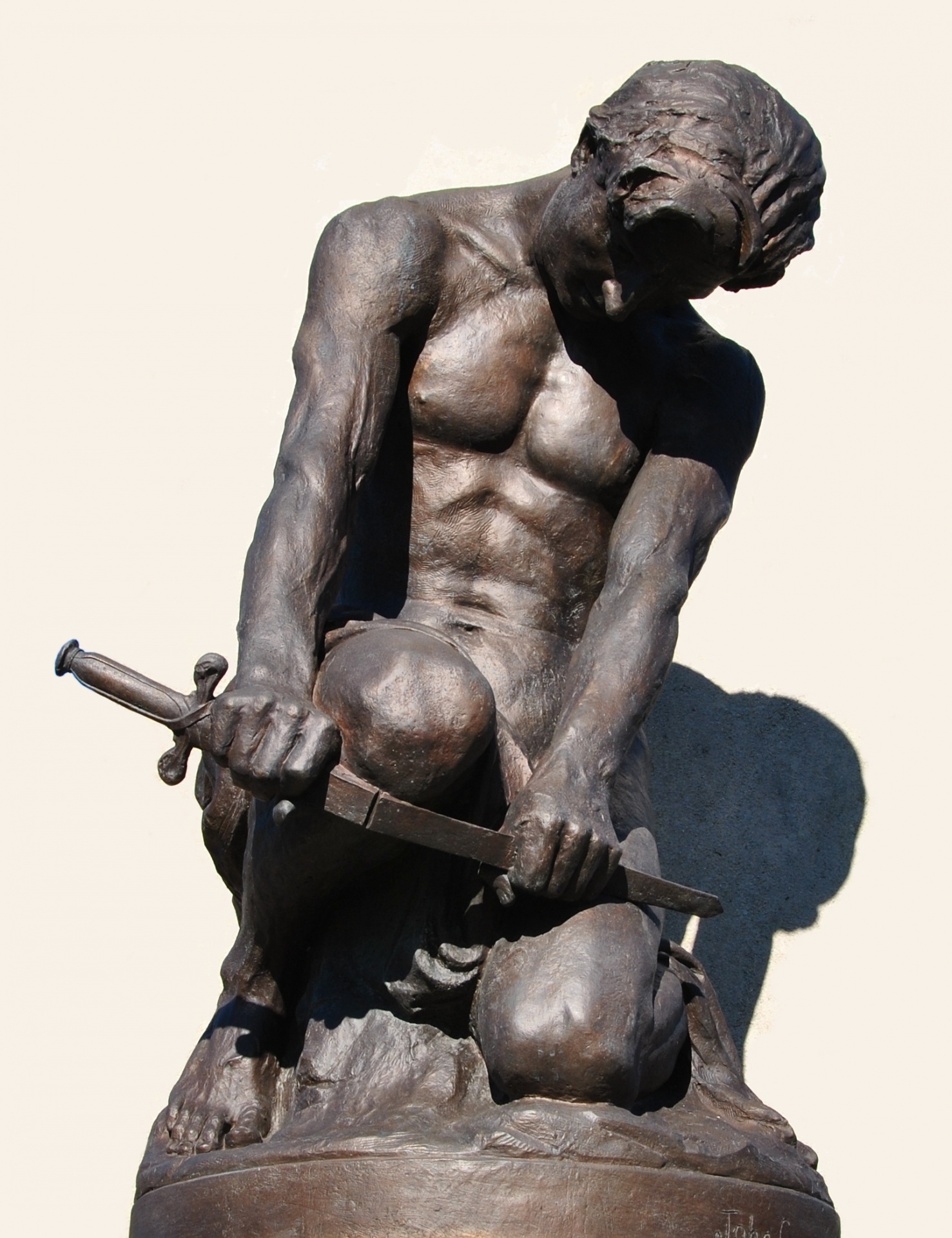 statue bronze man free photo